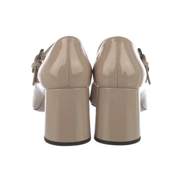 ❤️Prada Patent Leather Mary Jane Pumps❤️ - Picture 4 of 5